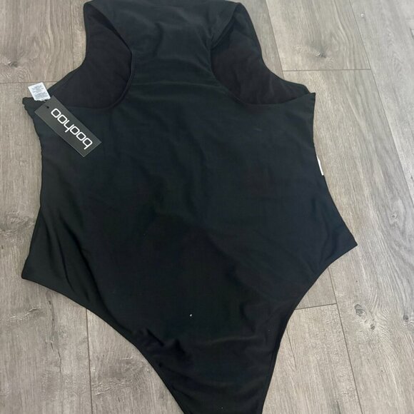 Boohoo Plus Contrast Zip Racer Swimsuit | Size 22 | NWT - Picture 3 of 4